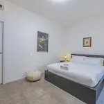 Apartment Casa San Martino, Historic Center, Milan