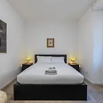 Casa San Martino, Historic Center, * Milan