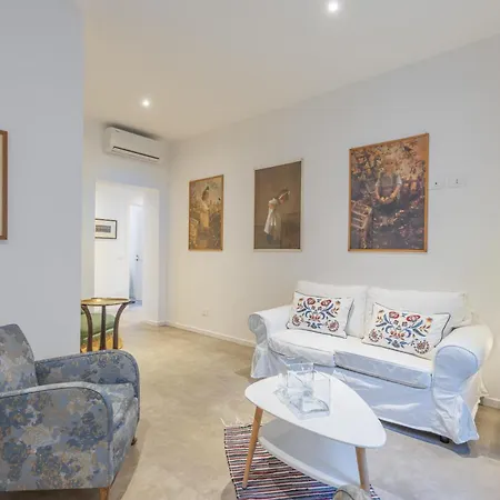 Casa San Martino, Historic Center, Apartment Milan